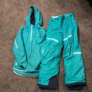 Columbia snow suit. SNOWPANTS included